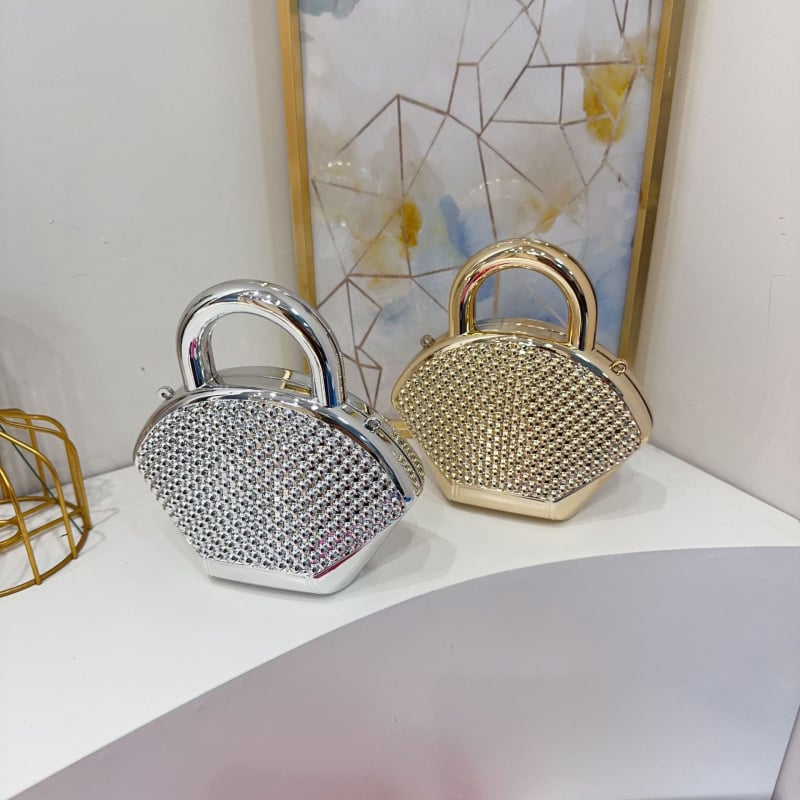 Akrilna kutijastog oblika crossbody večernja torba s magnetskim zatvaračem, bez podstave, džep za telefon