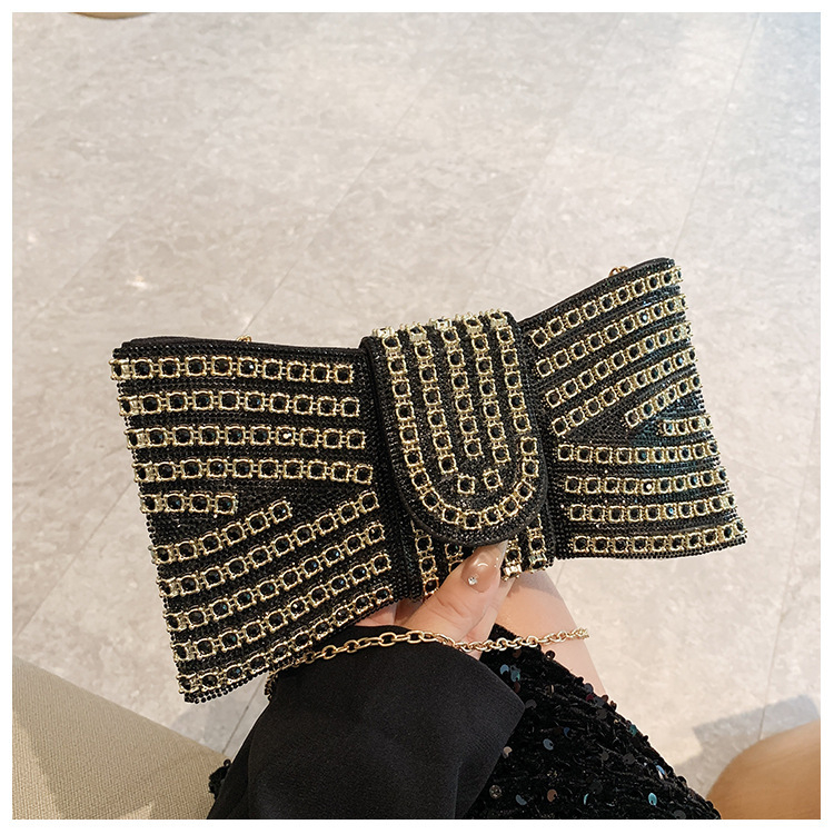 Večernja clutch torbica s mašnicom - PU materijal, magnetno zatvaranje, poliester podstava, džep za dokumente