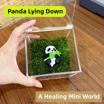 Peisaj mic cu mușchi în sticluță pentru birou – lucrat manual, din plastic, personalizare disponibilă cu imprimare a logo-ului, potrivit ca cadou de afaceri