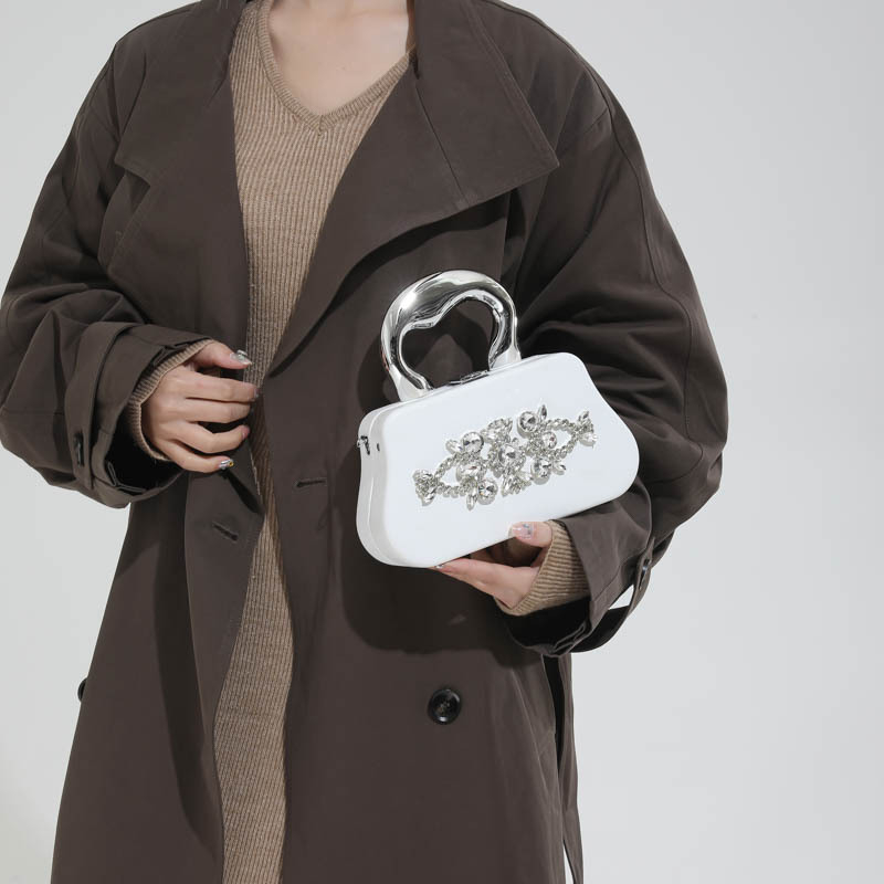 2025 novi model kutija torba, moderna večernja torba, specifičan dizajn, crossbody torba na jedno rame