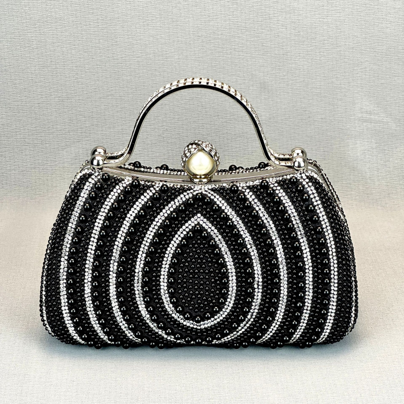 Női crossbody táska vízcsepp alakú gyöngyökkel és rhinestone-díszítéssel, párnás négyszögletes siluett, poliészter, belső zsebek a telefonhoz és dokumentumokhoz, záródás, mindennapi használatra