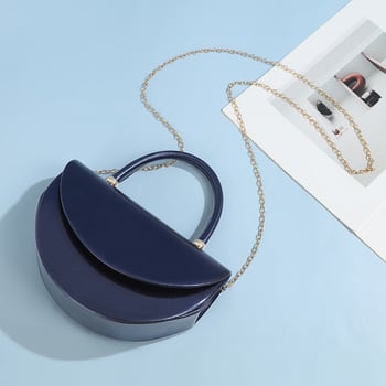 Ívelt alakú kézitáska, poliészter, fedett nyitás, belső telefonzseb, 2025 nyár