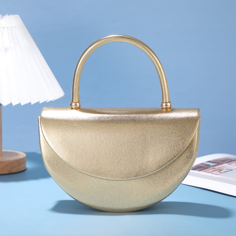 Ívelt alakú kézitáska, poliészter, fedett nyitás, belső telefonzseb, 2025 nyár