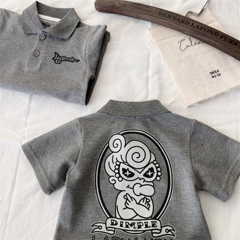 Gyerekeknek készül polo felső | japán stílus | mintázat rajzfilmekkel és betűkkel | kötött anyag | 3–8 éveseknek