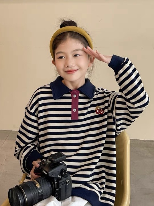 Csíkos hímzett pamut polo gyerekeknek, 8 év felett, ősz 2025