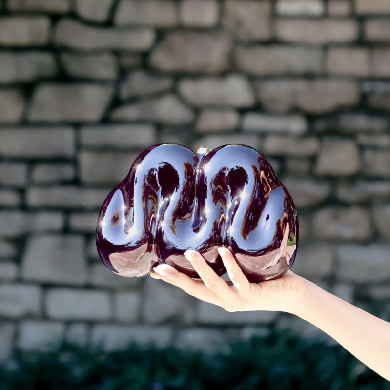 Akril klutch táska, kígyó alakú, szabálytalan forma, kapcsos nyitás, telefontok belső zseb, bélés nélküli, bankett eseményre