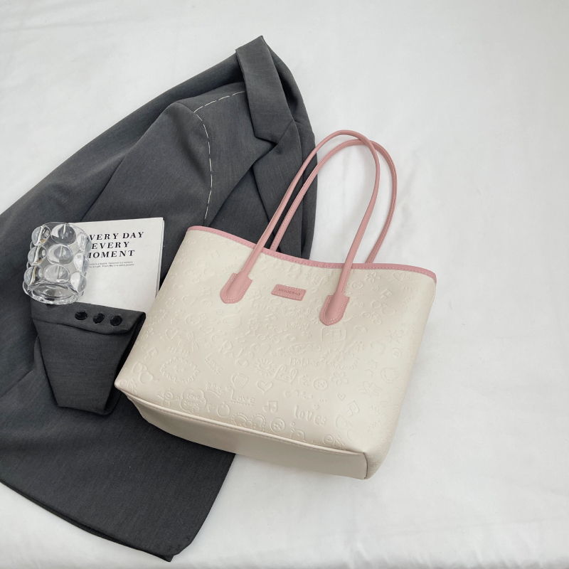 Γυναικεία τσάντα tote — Αστικός μινιμαλισμός, PU δέρμα, οριζόντια τετράγωνη μορφή, φερμουάρ για το άνοιγμα, εσωτερικές θήκες: κρυφή θήκη με φερμουάρ, θήκη για κινητό, θήκη για ID