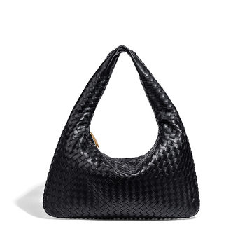 Tote torba od PU materijala; vodoravni kvadratni oblik; zatvarač na otvor; unutarnji džep s zatvaračem; poliester podstava