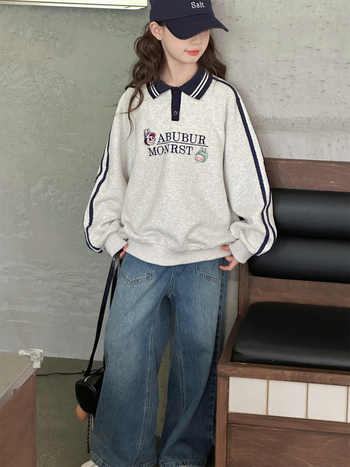 Lányoknak készült hímzett hosszú ujjú poloing, kötött anyag, rajzfilmszerű mintával, koreai stílus