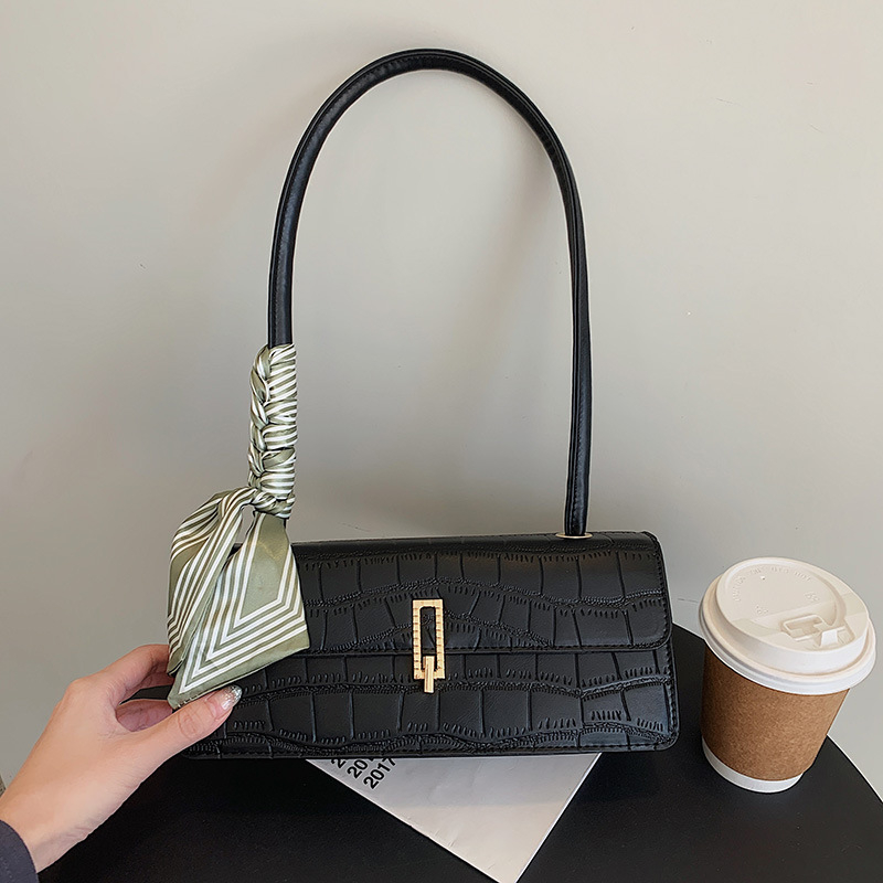 Niche Design PU torba preko ramena – horizontalni kvadratni oblik, zatvoren otvor, laminirani unutarnji džep sa zipom, poliester podstava, svakodnevna uporaba