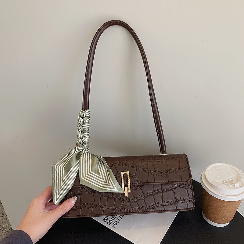 Niche Design PU torba preko ramena – horizontalni kvadratni oblik, zatvoren otvor, laminirani unutarnji džep sa zipom, poliester podstava, svakodnevna uporaba