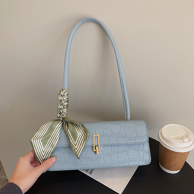 Niche Design PU torba preko ramena – horizontalni kvadratni oblik, zatvoren otvor, laminirani unutarnji džep sa zipom, poliester podstava, svakodnevna uporaba