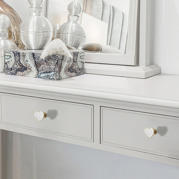 Ručka za ladicu, cinkova legura, sfernog oblika, postavljanje na površinu, moderni minimalistički stil, model 1115