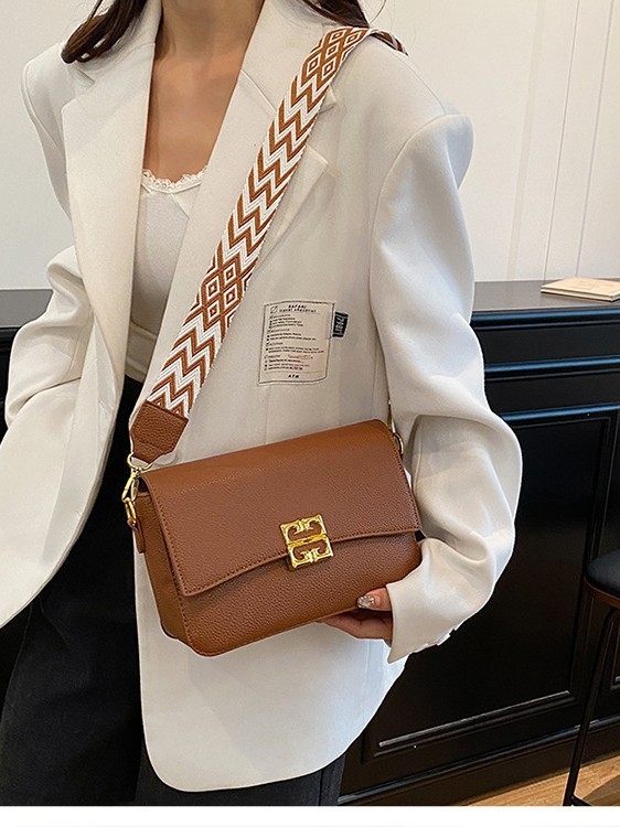 PU materijal Crossbody mala kvadratna torbica s magnetskim zatvaračem, poliester podstava, skriveni džep sa zatvaračem i džep za telefon