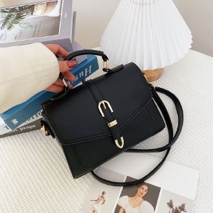 Crossbody torba, mala kvadratna PU koža, vodoravni kvadratni oblik, magnetni zatvarač, unutarnji pretinci: zip pretinac, pretinac za telefon, pretinac za identifikacijsku karticu