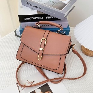 Crossbody torba, mala kvadratna PU koža, vodoravni kvadratni oblik, magnetni zatvarač, unutarnji pretinci: zip pretinac, pretinac za telefon, pretinac za identifikacijsku karticu