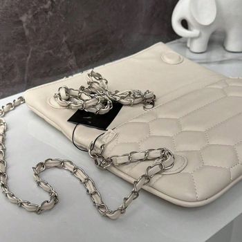 Crossbody torba s izvezenim uzorkom, PU materijal, unisex stil, vodoravni kvadratni oblik, zatvaranje na zatvarač, unutarnji džep za telefon