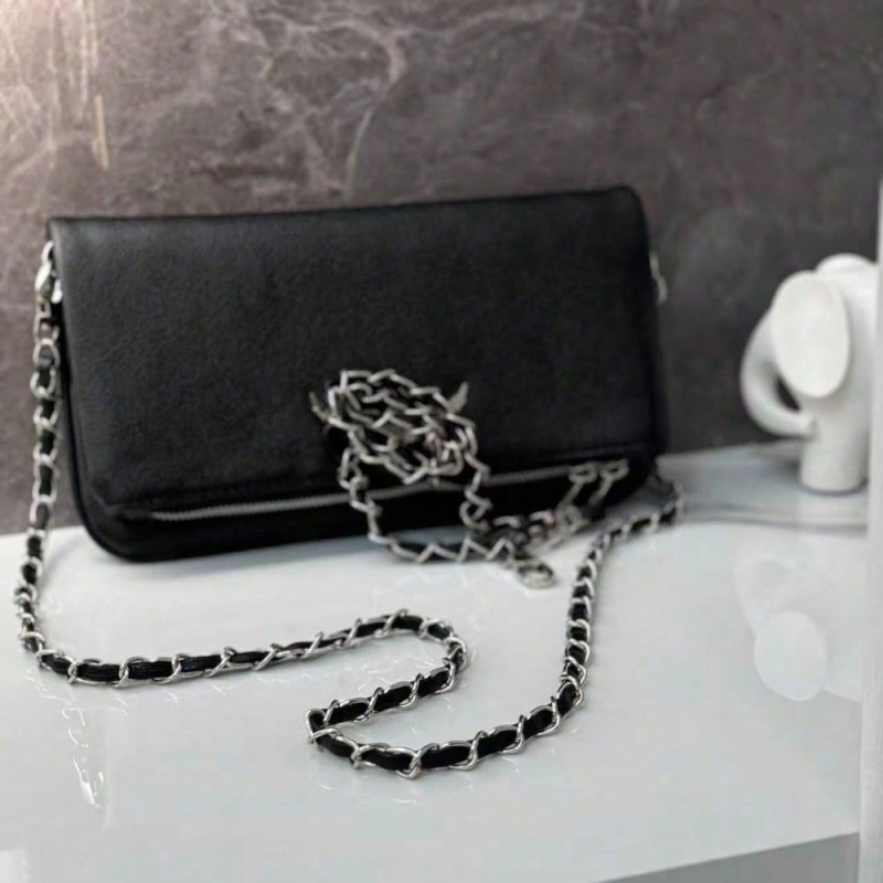 Crossbody torba s izvezenim uzorkom, PU materijal, unisex stil, vodoravni kvadratni oblik, zatvaranje na zatvarač, unutarnji džep za telefon