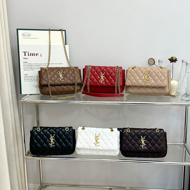 Ženska crossbody torba s dijamantnim šivanjem i lančanim remenom, luksuzan i svestran dizajn