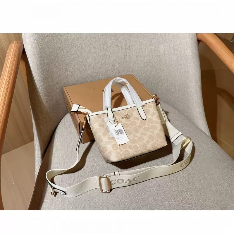 Μίνι Τσάντα Tote για Γυναίκες — γνήσιο δέρμα, στυλ ελεύθερου ταξιδιού, οριζόντιο τετράγωνο σχήμα, μαγνητικό κλείσιμο, εσωτερική θήκη με φερμουάρ, Άνοιξη 2025.