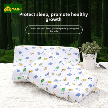 Детска латексова възглавница — правоъгълна форма, естествен латекс, съдържание латекс 90%+, калъф от чист памук, подходяща за деца и бебета