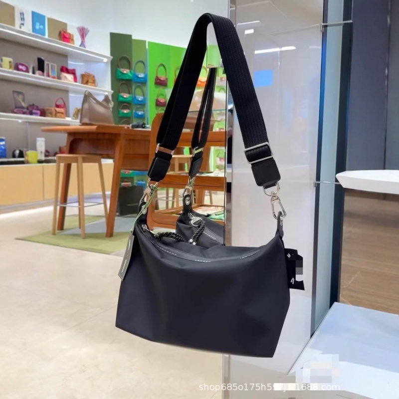 Ženska tote torba u korejskom stilu, najlon, crossbody, horizontalni četvrtasti oblik, magnetsko kopčanje, džep sa zipom