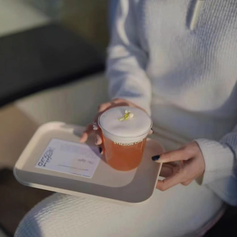 Pahar PET de unică folosință cu capac plat, formă ovală, capacitate 301–400 ml, imprimare personalizabilă