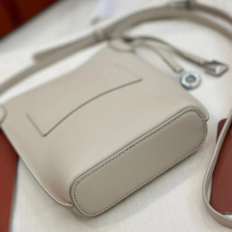 PU crossbody torbica za telefon s vertikalnim kvadratnim oblikom, poliester podstava, jedna naramenica