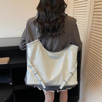 Torba preko ramena, gradski street style, PU materijal, pravokutni oblik, zatvarač, poliester podstava