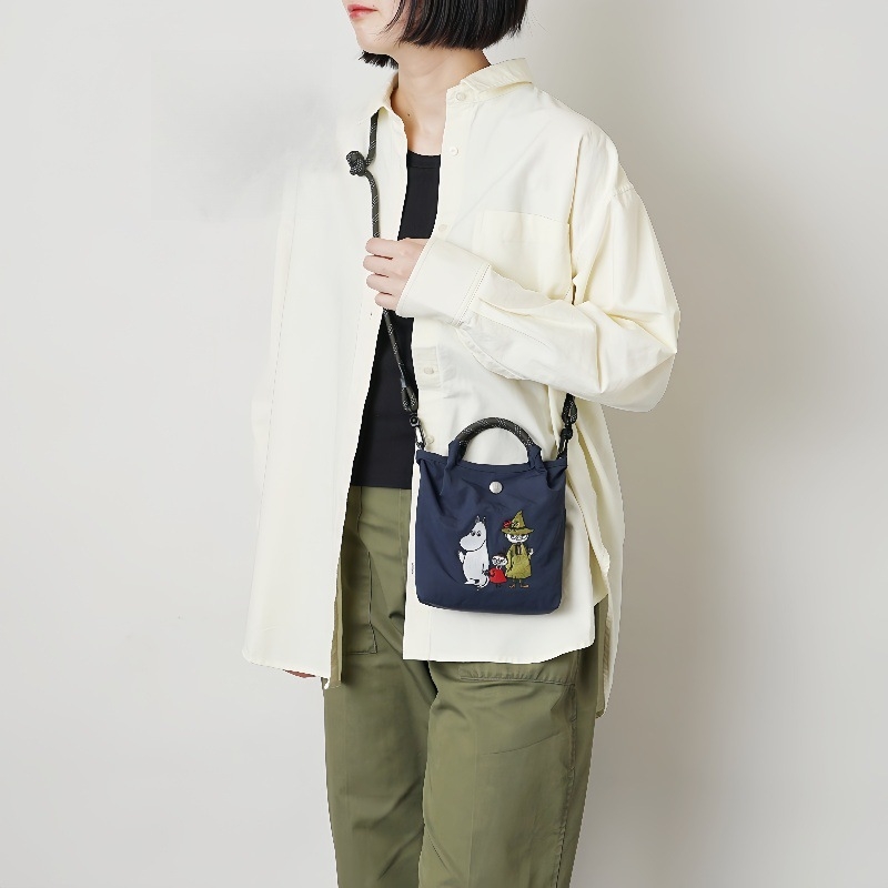 Crossbody torba s izvezenim motivom crtanih likova – najlon, Tote stil, ljeto 2025, za svakodnevnu upotrebu