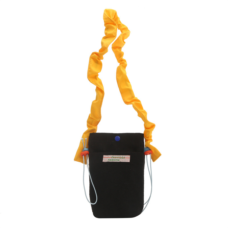 Notelli corduroy street-trend crossbody torba — vertikalno kvadratni oblik, magnetsko zatvaranje, unutarnja džep za telefon