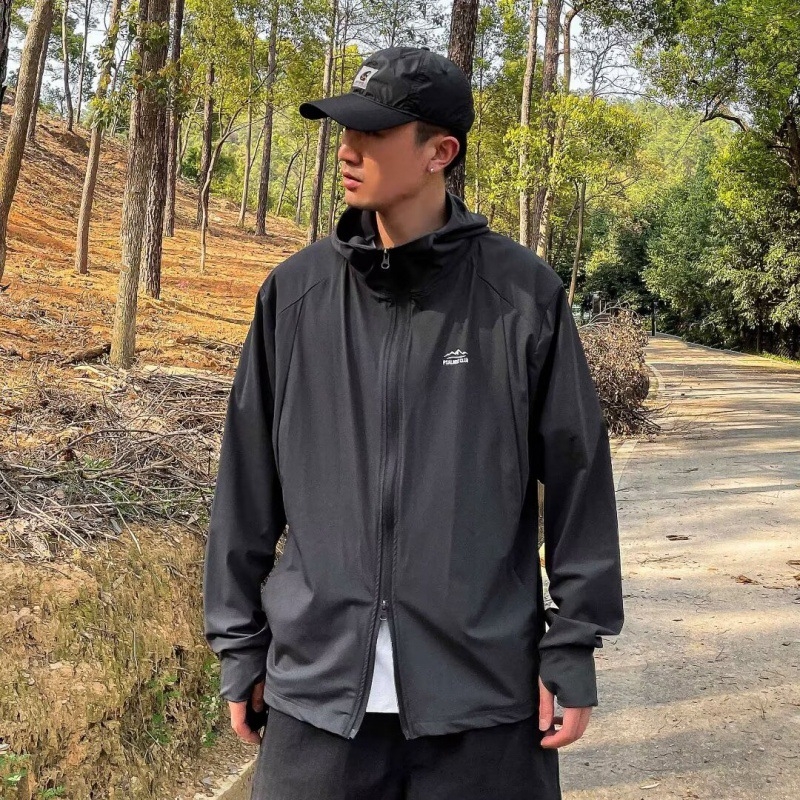 Muška vesta s kapuljom od polar fleksa - zatvarač, opuštena silueta, više džepova za ljetni turizam (Kapuljača; Polar fleece; Zip; Opuštena silueta; Više džepova)