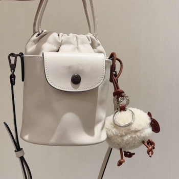 Kanta torba s vrpčanim zatvaranjem, PU koža, cilindričnog oblika, gradski stil, unutarnji džepovi za telefon i dokumente