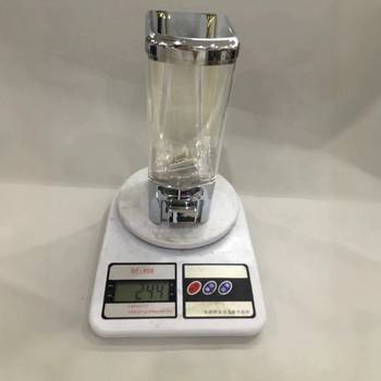 Kézi működtetésű falra szerelhető szappanadagoló dupla fejjel, ABS/PS anyag, tömeg 245 g