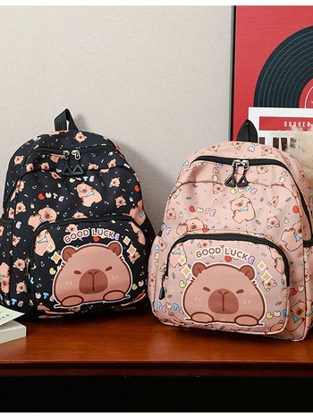 Dječji ruksak s motivom kapibare — platnena tkanina, prozračan i otporan, podstava od poliestera, zakrivljene naramenice