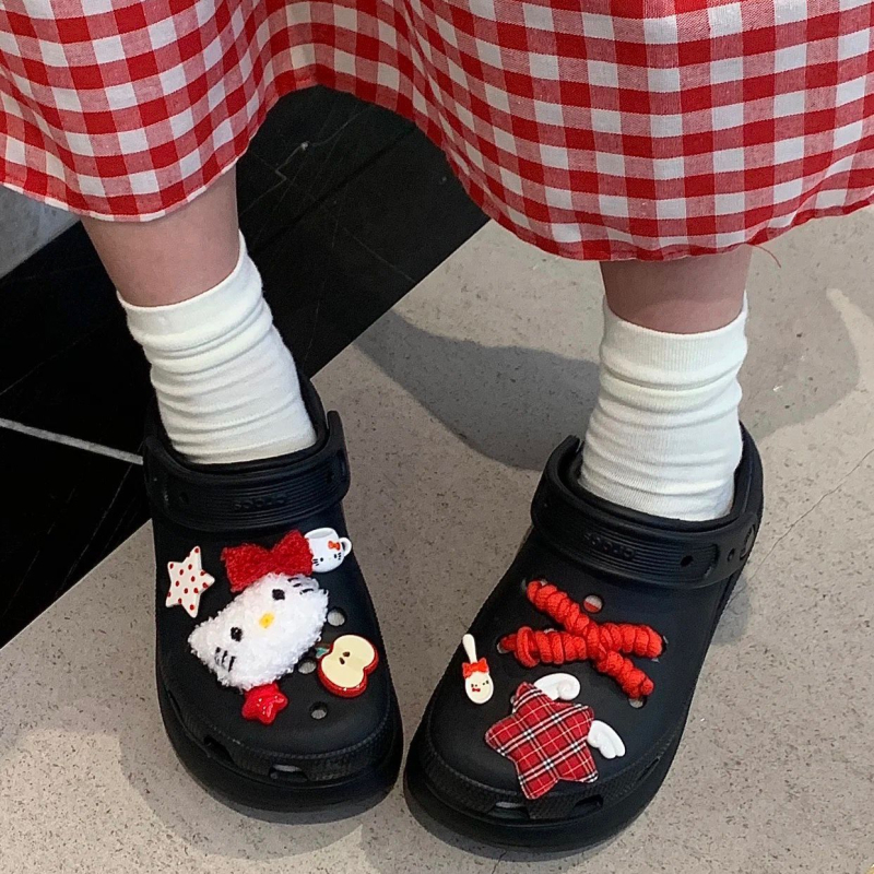 Plüss macska 3D virágos cipő dísz – szandálokra, hétköznapi cipőkre és papucsokra