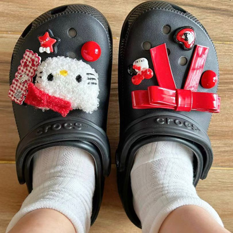 Plüss macska 3D virágos cipő dísz – szandálokra, hétköznapi cipőkre és papucsokra