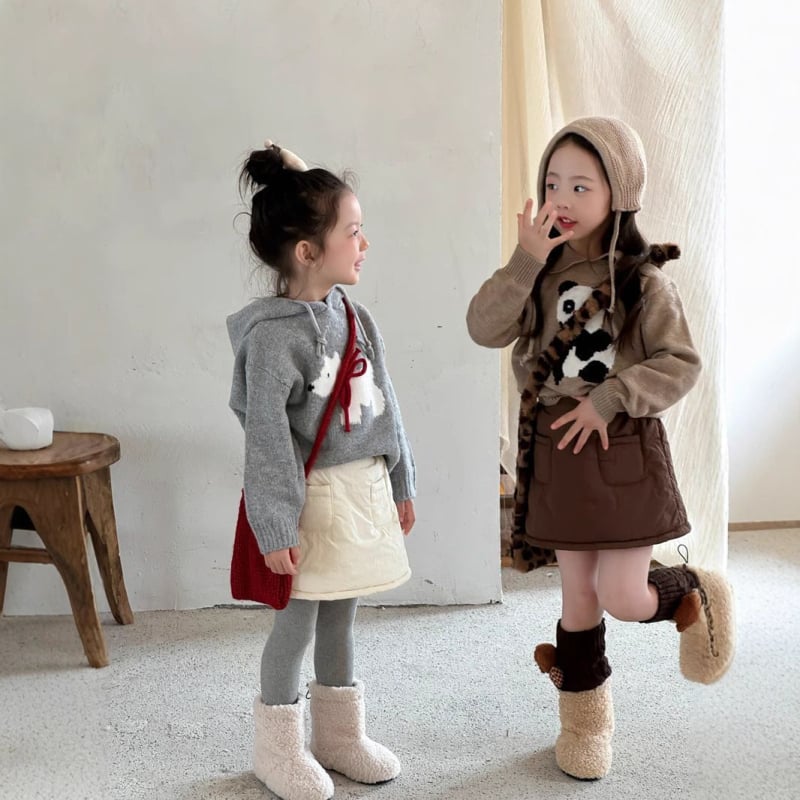 Детска пола за момичета с набивана памук-смесена материя, А-образна линия, зимна, еднотонен модел, подплата полиестер 81-90%