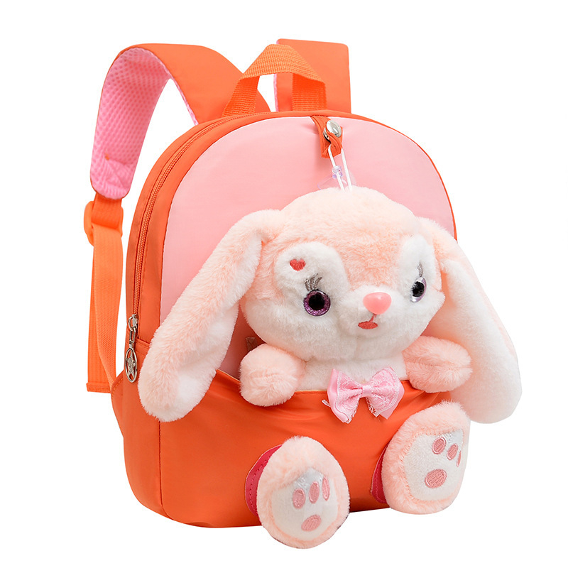 Детска плюшена раница с животински принт и висулка‑кукла, ултралека, извити презрамки, подплата полиестер
