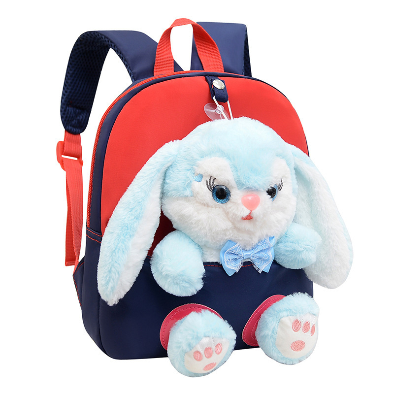 Детска плюшена раница с животински принт и висулка‑кукла, ултралека, извити презрамки, подплата полиестер