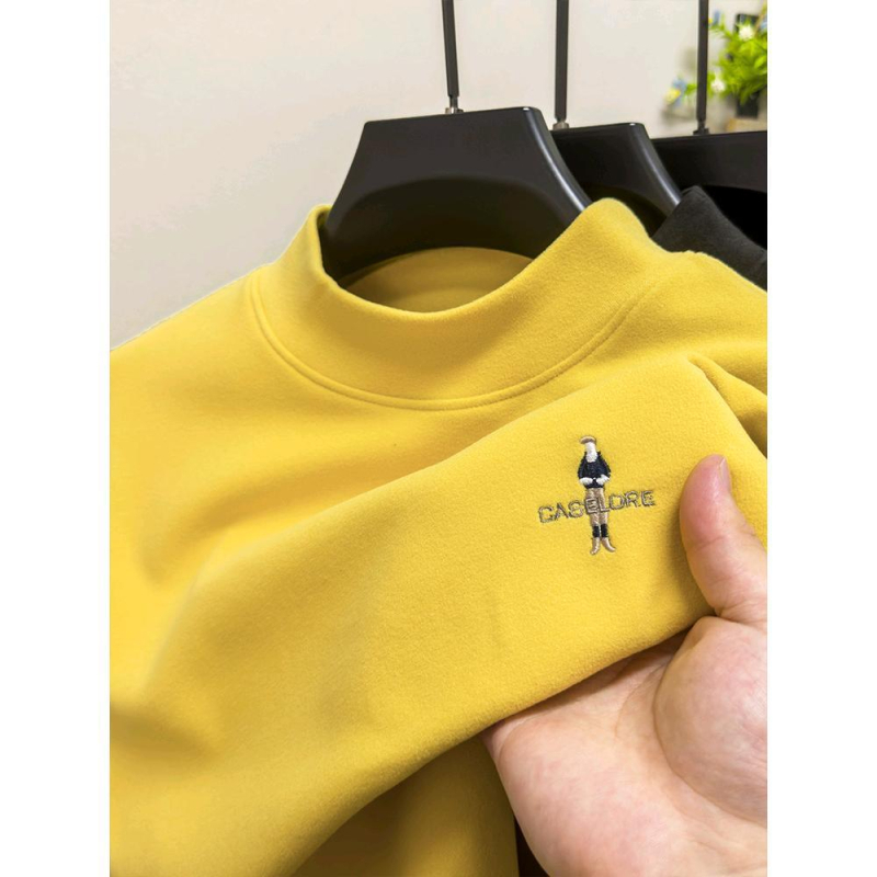 Slim fit hosszú ujjú póló kerek nyakkal, kémiai rostok keveréke, egyszínű