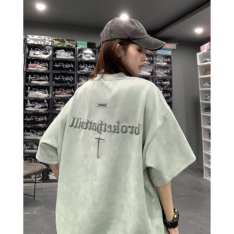 Muška kratka T majica s okruglim izrezom, prošivena, širok kroj, poliester-mješavina