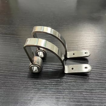 Intelligens WC-fedél csuklós spriccfújással és elektromos lengéscsillapítóval, 304 rozsdamentes acél, Financial márka, modern egyszerű stílus, egyéb funkciók, furatok közötti távolság nem állítható