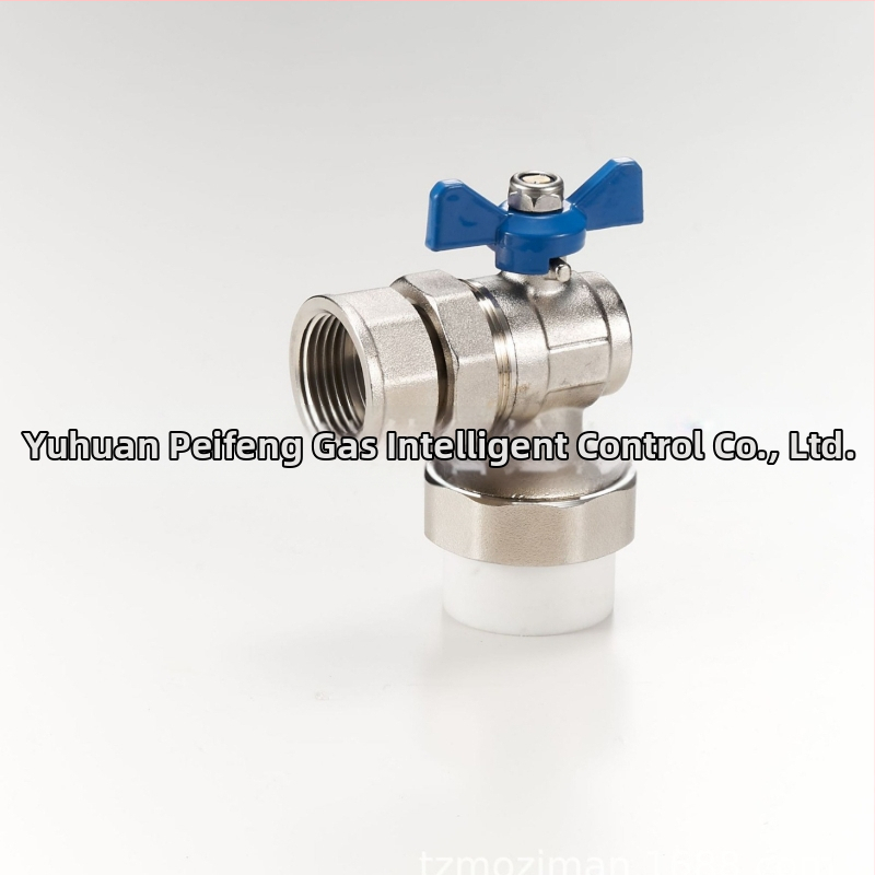 PPR uhlový guľový ventil so vnútorným závitom a spojkou pre horúcu a studenú vodu