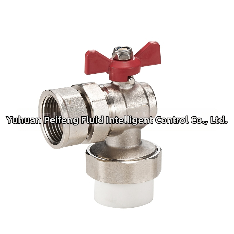 PPR uhlový guľový ventil so vnútorným závitom a spojkou pre horúcu a studenú vodu