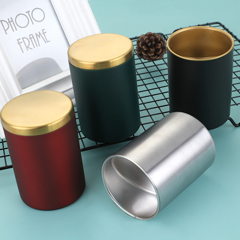 Scrumieră auto cu capac, din oțel inoxidabil, brand Creative, personalizabilă cu logo (Material: oțel inoxidabil; Tipărire logo: da; Personalizare: da; Ambalare: 100 buc.)