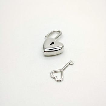 Szív alakú zár, 102-es modell, Hongjun, kifejezetten táskákhoz, poggyászokhoz és irodai kellékekhez