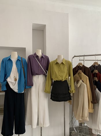 Ing galléros, egysoros záródás, hosszú ujjú, laza szabású, középméret hossz