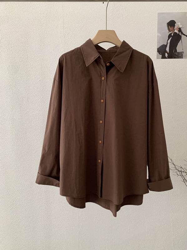 Ing galléros, egysoros záródás, hosszú ujjú, laza szabású, középméret hossz