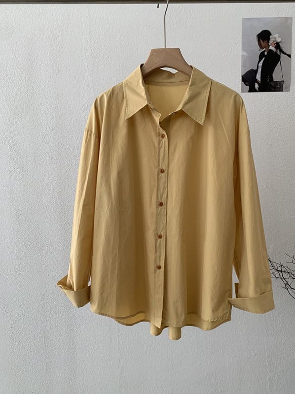 Ing galléros, egysoros záródás, hosszú ujjú, laza szabású, középméret hossz